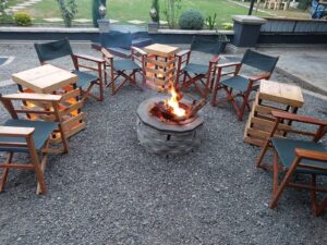 Alpine-Themed Fireplace: Located near the foot of Mount Kenya in Nkubu, Fortunas Resort features a cozy alpine-inspired fireplace, embodying the heart of its serene charm.
